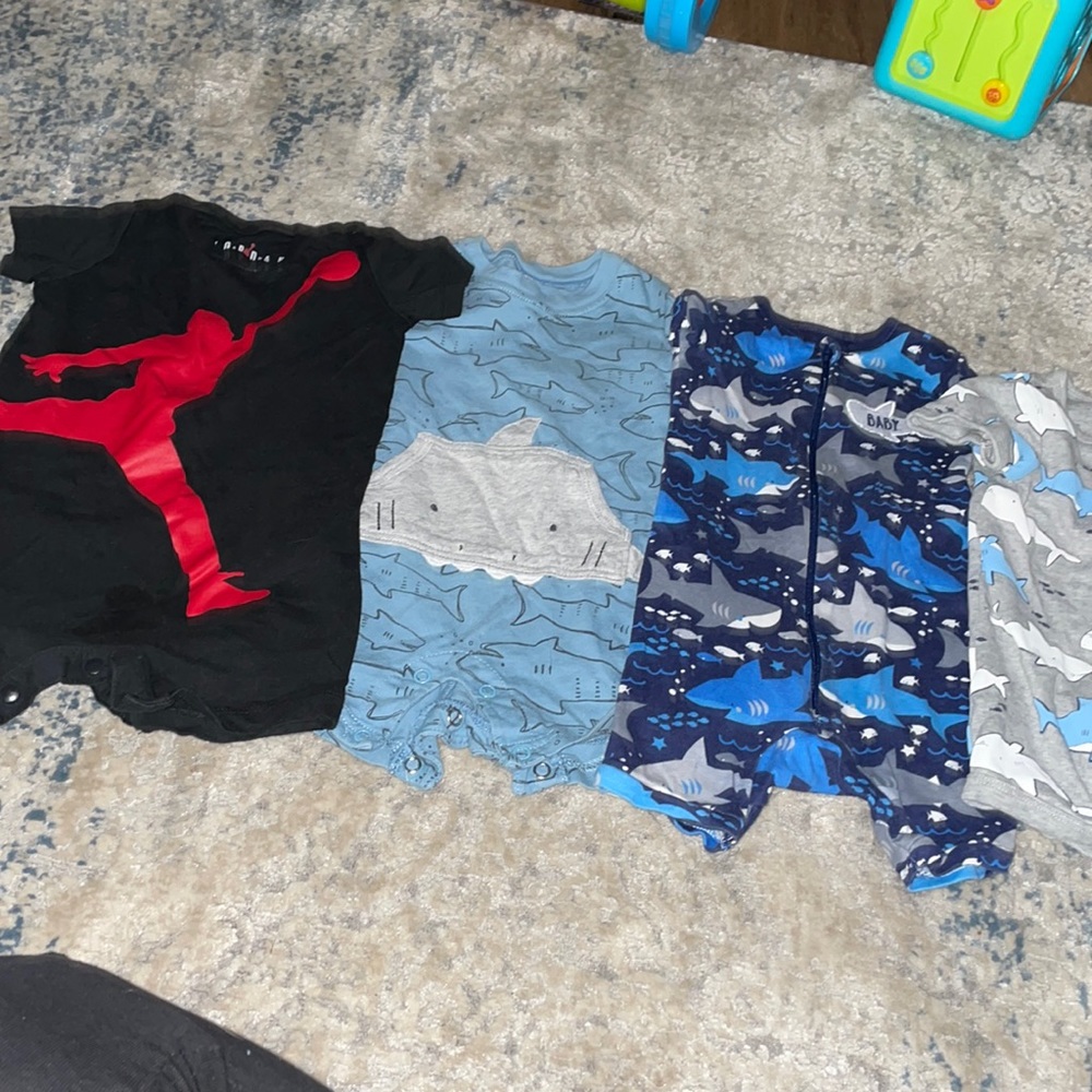 Boys rompers 6-9 months